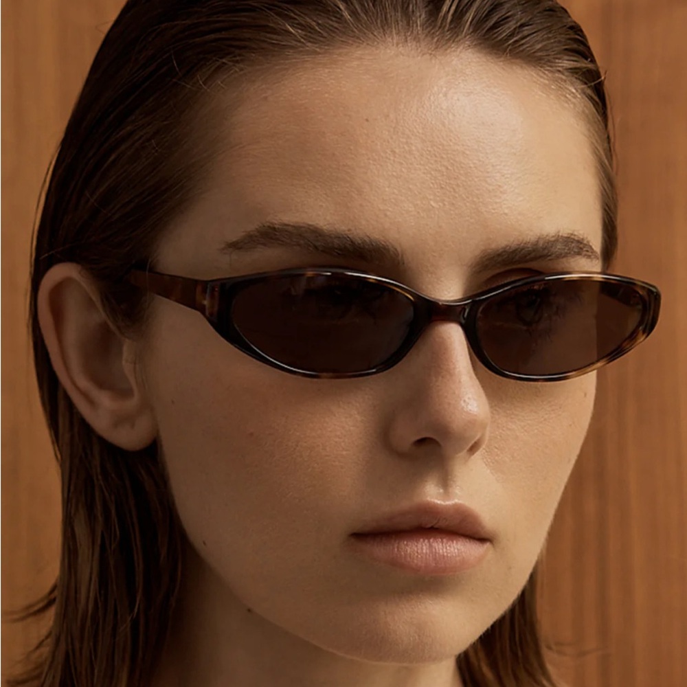 NWT Shevoke Silon Tortoise Sunglasses